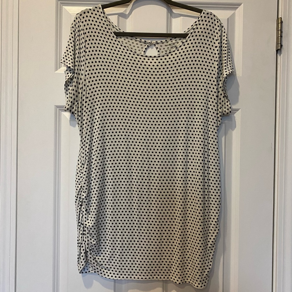 Motherhood Maternity Black & White Polka Dot Short Sleeve Top